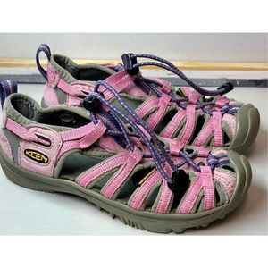 Keen Girl’s Pink Closed Toe Hiking Sandals Size 1 Waterproof